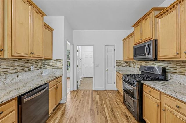 7125 Creek Ridge, Gainesville, GA 30506