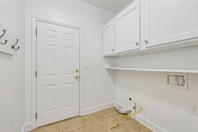 7125 Creek Ridge, Gainesville, GA 30506