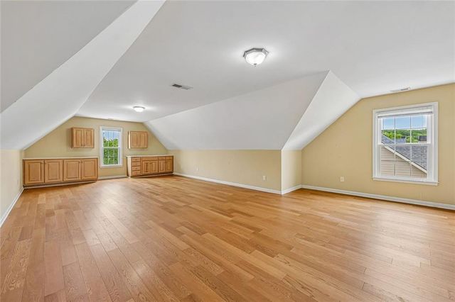 7125 Creek Ridge, Gainesville, GA 30506