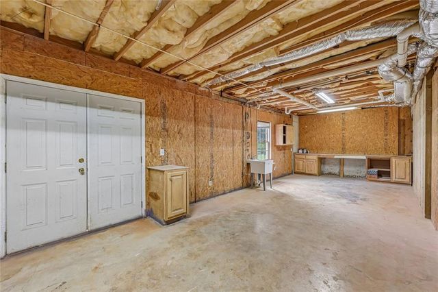 7125 Creek Ridge, Gainesville, GA 30506