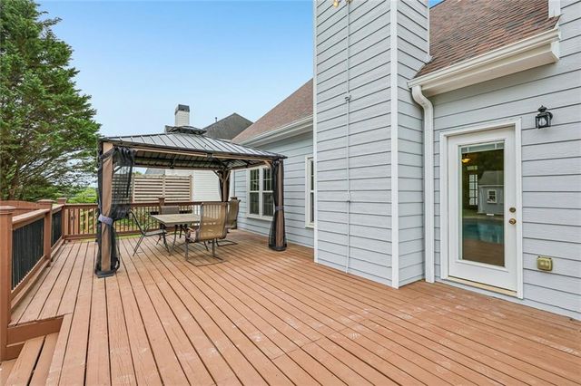 7125 Creek Ridge, Gainesville, GA 30506