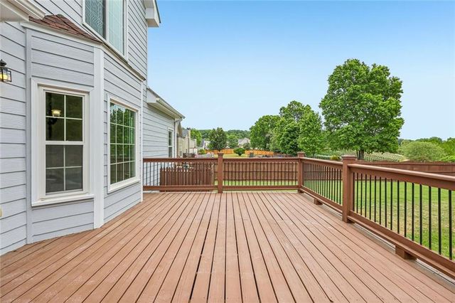 7125 Creek Ridge, Gainesville, GA 30506
