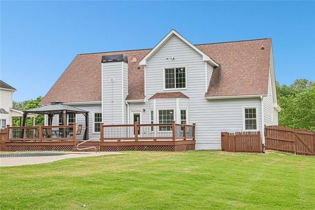 7125 Creek Ridge, Gainesville, GA 30506