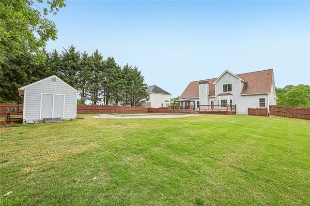 7125 Creek Ridge, Gainesville, GA 30506