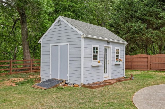 7125 Creek Ridge, Gainesville, GA 30506