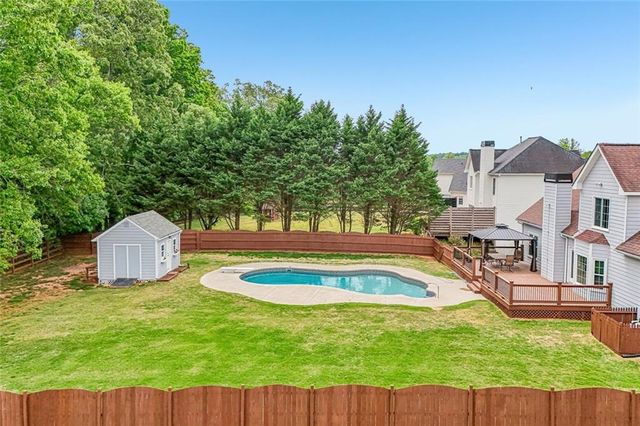 7125 Creek Ridge, Gainesville, GA 30506
