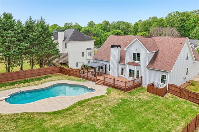 7125 Creek Ridge, Gainesville, GA 30506