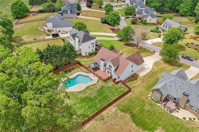 7125 Creek Ridge, Gainesville, GA 30506