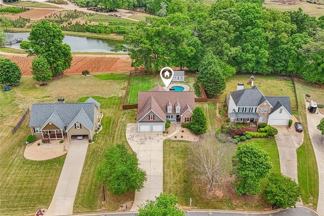 7125 Creek Ridge, Gainesville, GA 30506