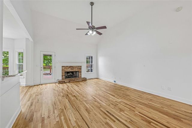 7125 Creek Ridge, Gainesville, GA 30506