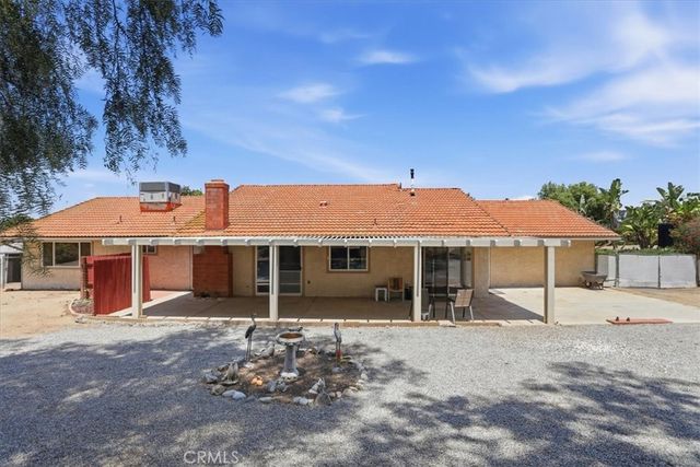 17531 Calle Del Corral, Riverside, CA 92504