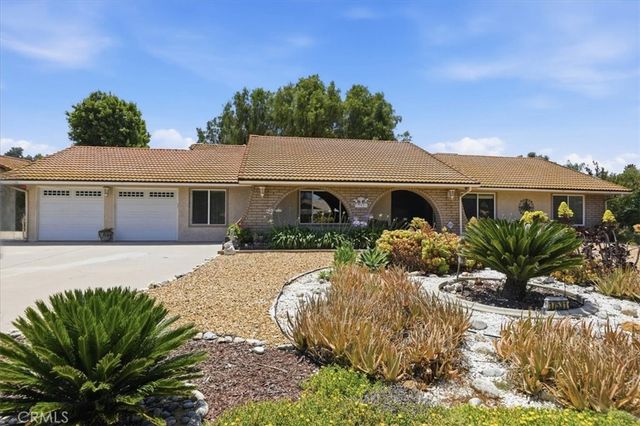 17531 Calle Del Corral, Riverside, CA 92504