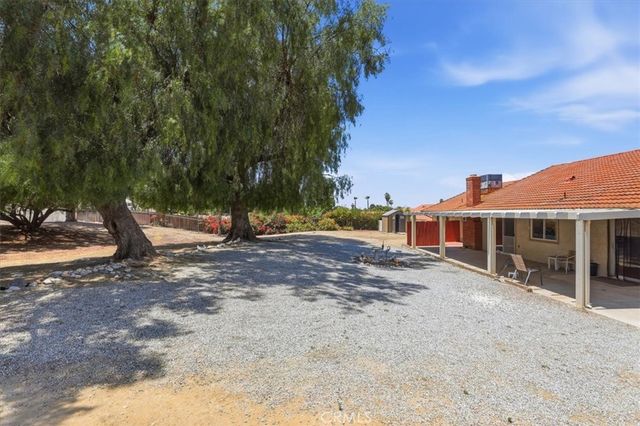 17531 Calle Del Corral, Riverside, CA 92504