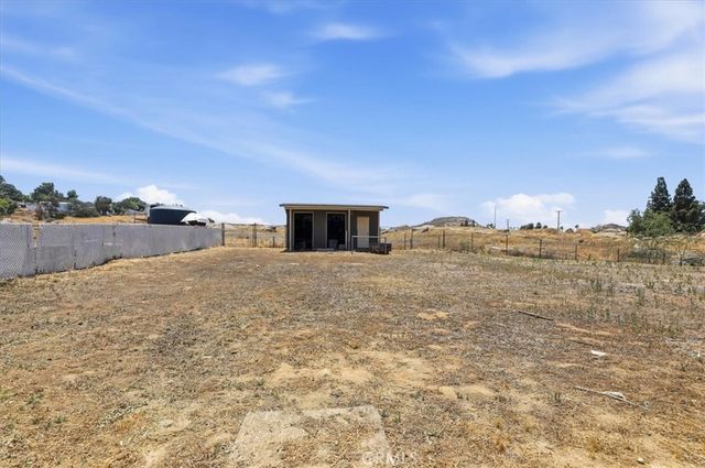 17531 Calle Del Corral, Riverside, CA 92504