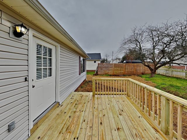 437 Bradford Cir, Columbia, TN 38401