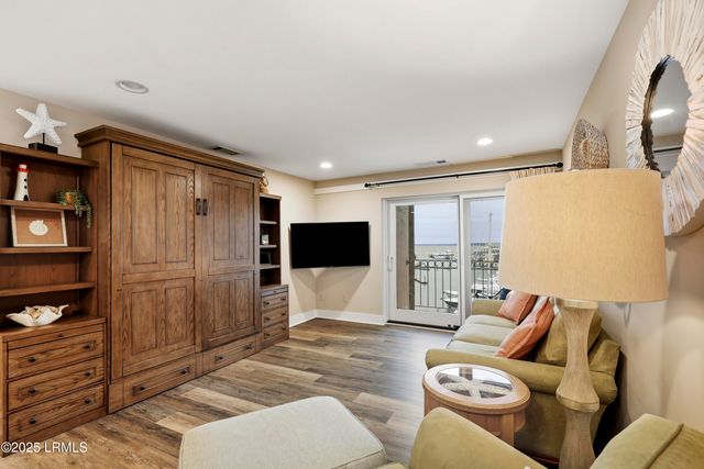 6 Lighthouse Ln Apt 951, Hilton Head Island, SC 29928