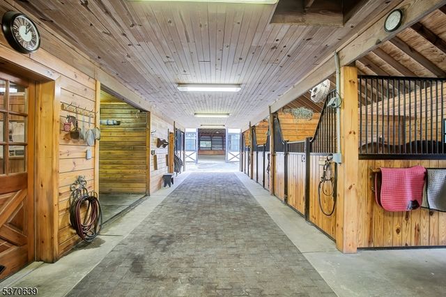 579 Goritz Road, Alexandria Twp., NJ 08802