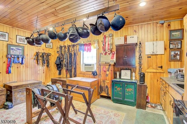 579 Goritz Road, Alexandria Twp., NJ 08802