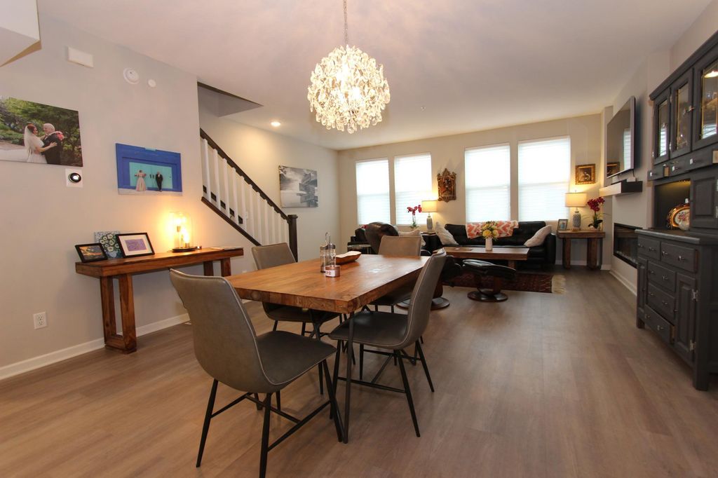 850 Mount Curve Boulevard C, Saint Paul, MN 55116 — photo 2