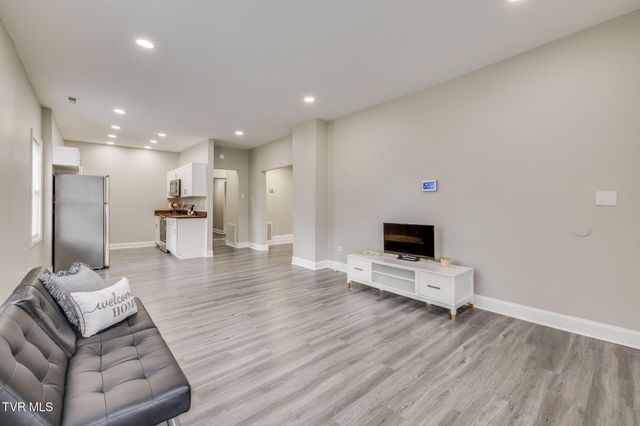 1825 Mary Street, Johnson City, TN 37604