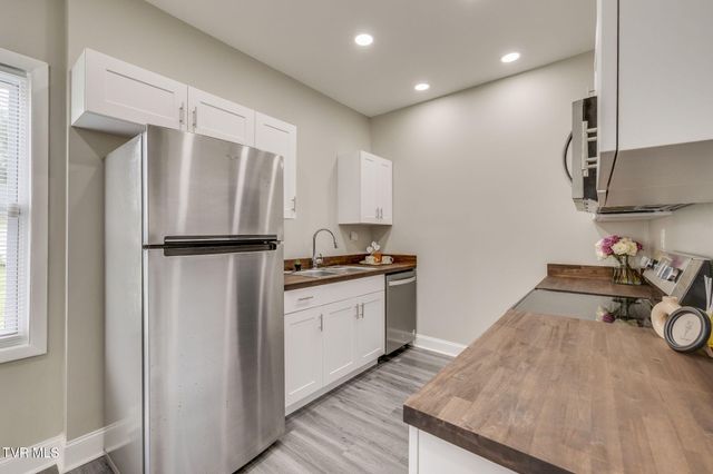 1825 Mary Street, Johnson City, TN 37604