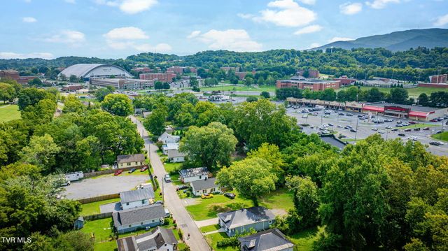 1825 Mary Street, Johnson City, TN 37604