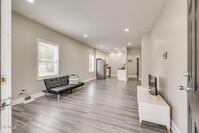 1825 Mary Street, Johnson City, TN 37604