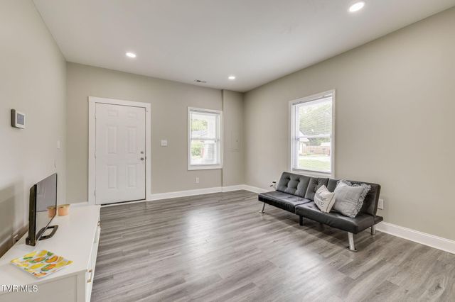 1825 Mary Street, Johnson City, TN 37604