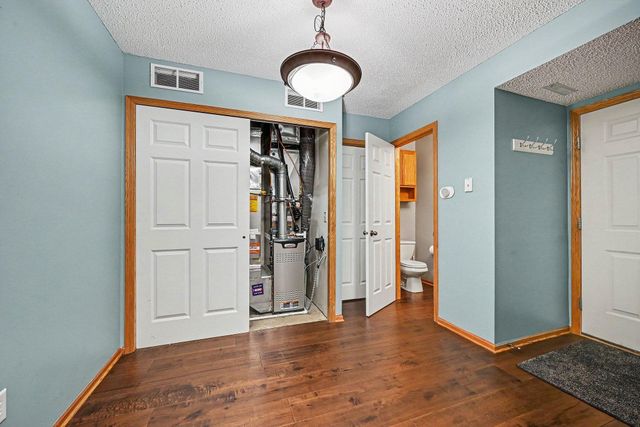 5443 Brewer Lane, Inver Grove Heights, MN 55076