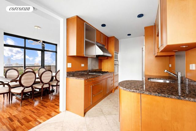188 E 64th St Apt 3801 3701, New York City, NY 10065