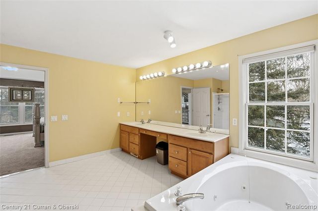 2043 Centennial Drive, Canton, MI 48187