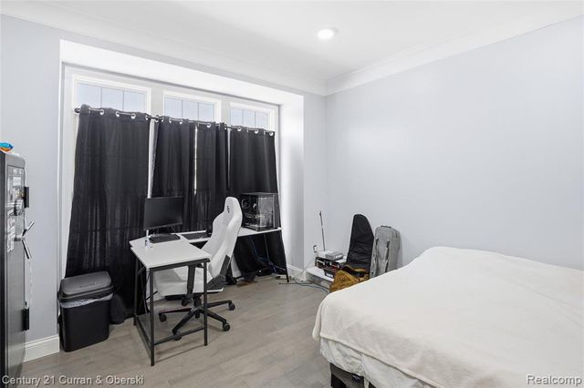 2043 Centennial Drive, Canton, MI 48187