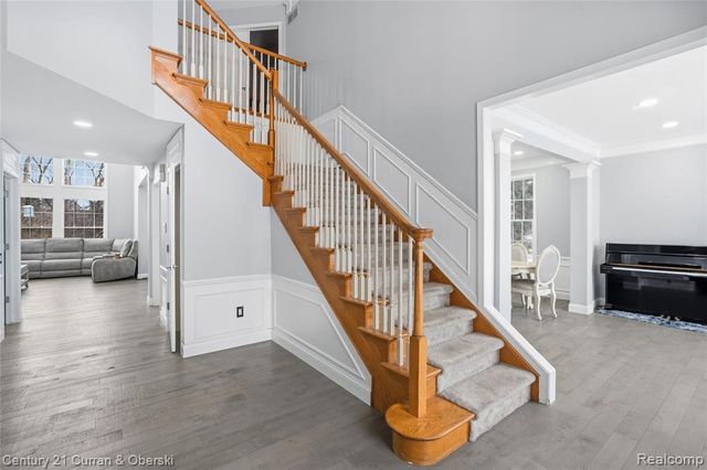 2043 Centennial Drive, Canton, MI 48187