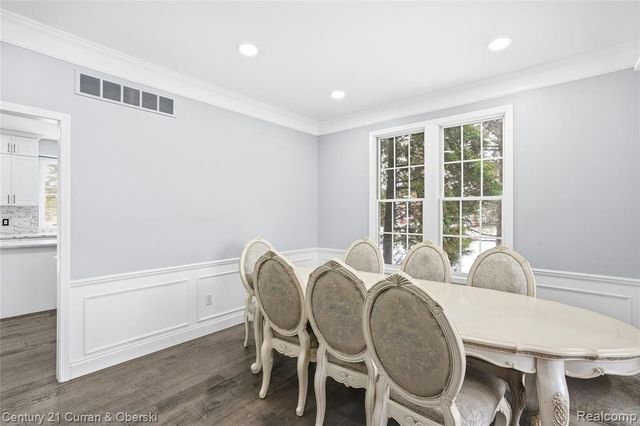 2043 Centennial Drive, Canton, MI 48187