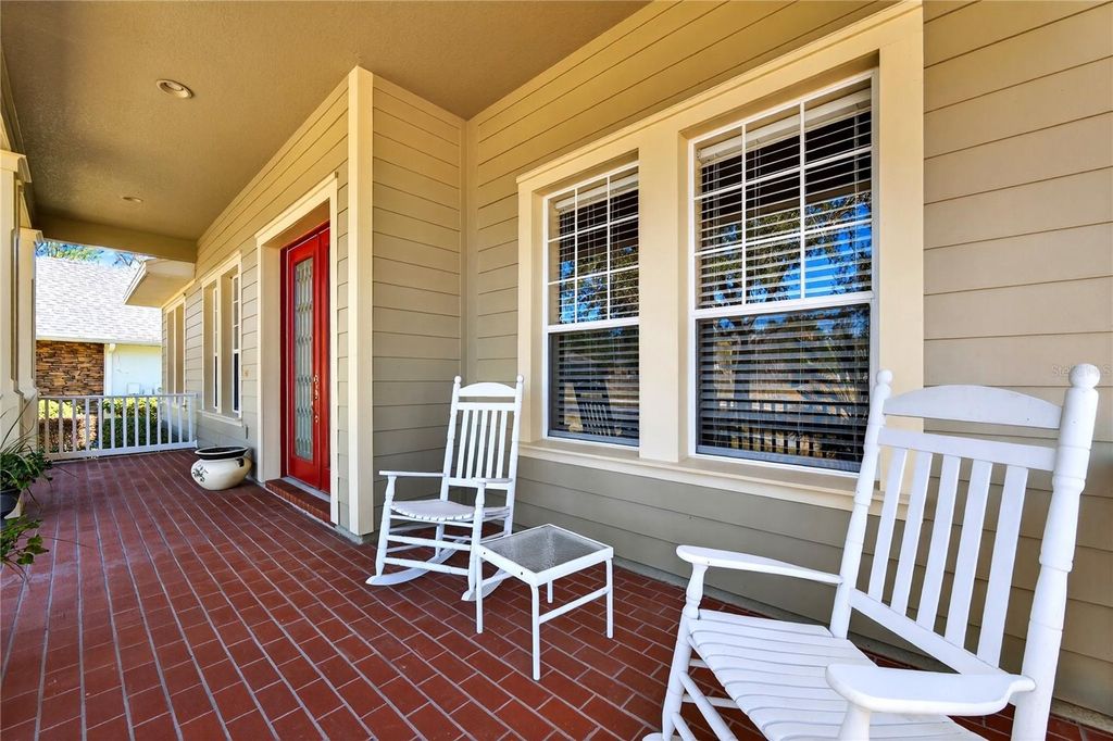 Image 7 of property listing at 19502 MOSSY OAK COURT, Brooksville, FL 34601