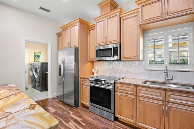 3045 CREST DRIVE, Clearwater, FL 33759