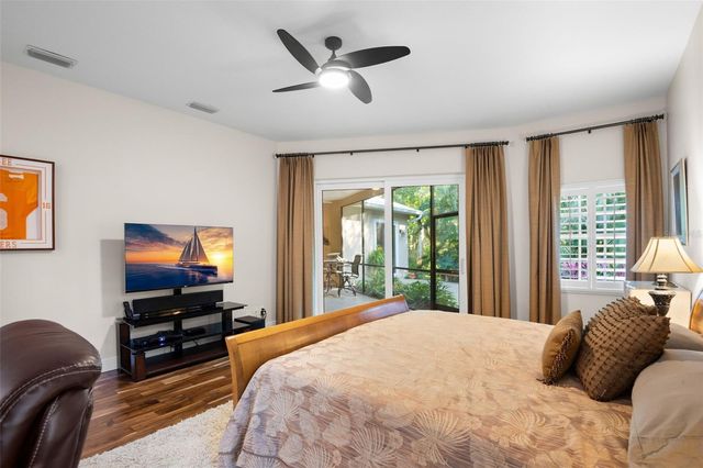 3045 CREST DRIVE, Clearwater, FL 33759