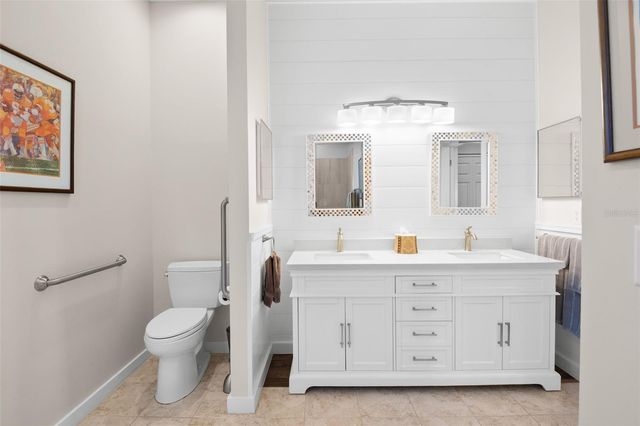 3045 CREST DRIVE, Clearwater, FL 33759