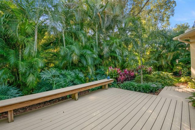 3045 CREST DRIVE, Clearwater, FL 33759