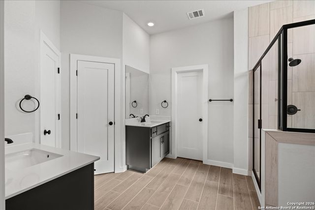 1910 PINING ST, New Braunfels, TX 78132