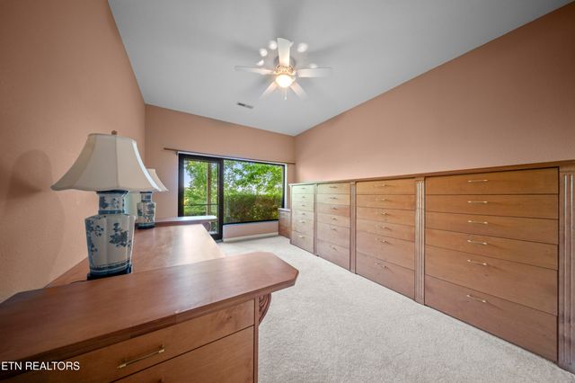 513 Cumberland Cove Rd, Monterey, TN 38574