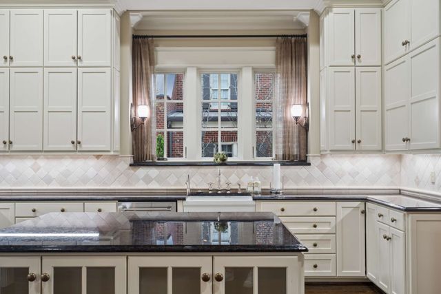 637 Belle Park Cir, Nashville, TN 37205