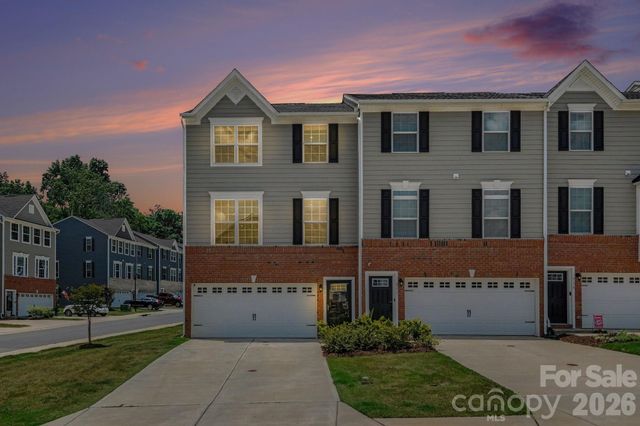 521 Moondance Drive, Gastonia, NC 28054