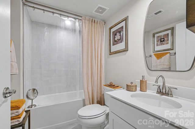 521 Moondance Drive, Gastonia, NC 28054