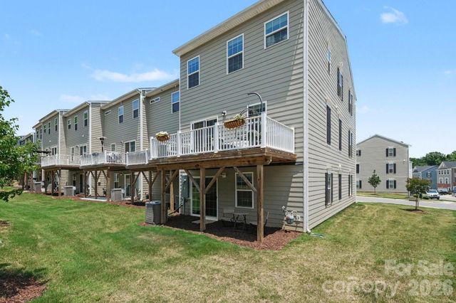 521 Moondance Drive, Gastonia, NC 28054