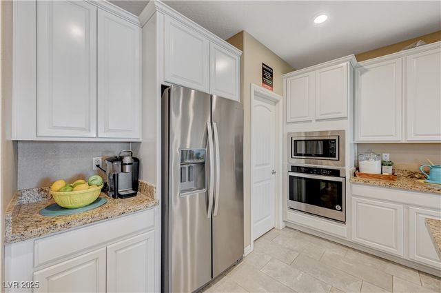 3728 River Heights Lane, Logandale, NV 89021