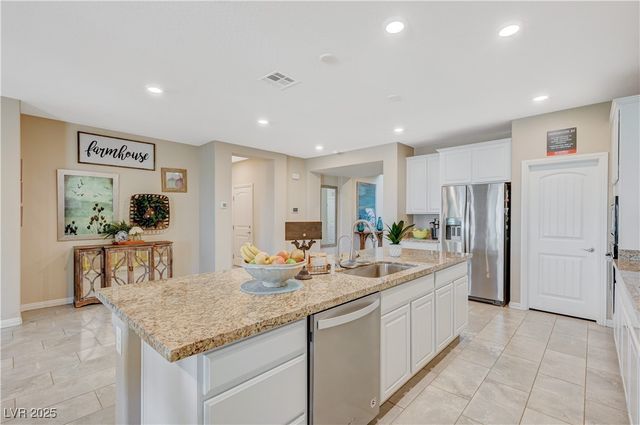 3728 River Heights Lane, Logandale, NV 89021