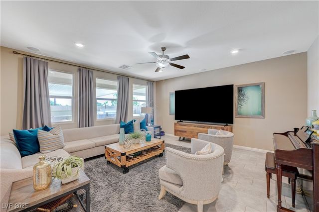 3728 River Heights Lane, Logandale, NV 89021