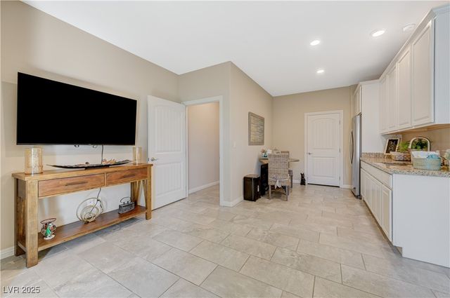 3728 River Heights Lane, Logandale, NV 89021