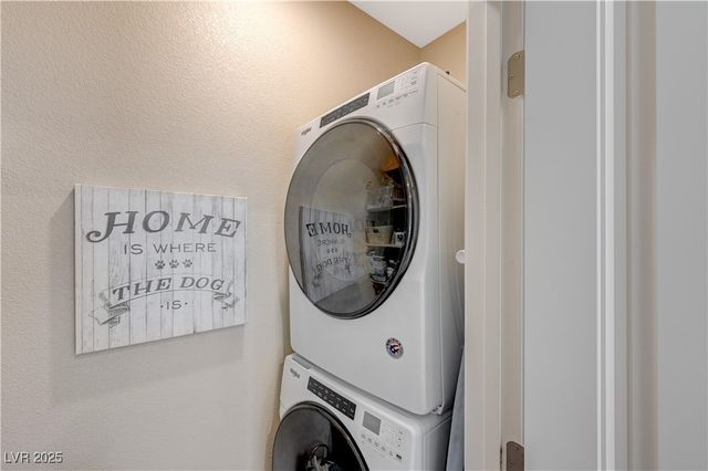 3728 River Heights Lane, Logandale, NV 89021